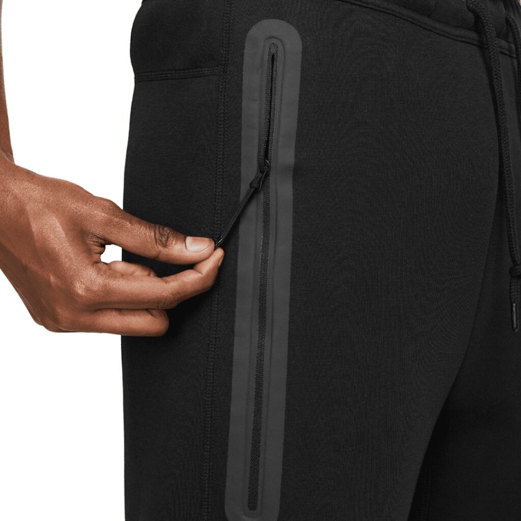 Nike Tech Fleece Joggers - Black - immagine 2