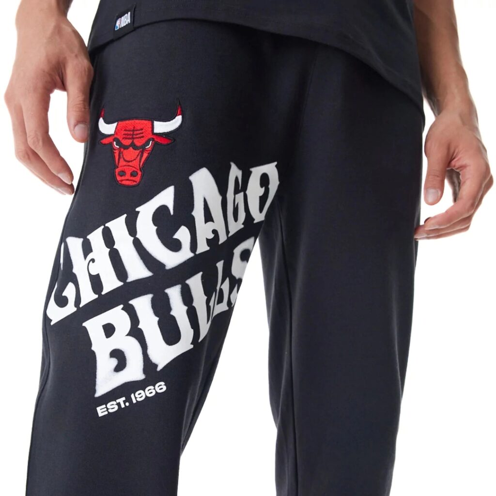 New Era Pantaloni Con Grafica Chicago Bulls - Black - immagine 2